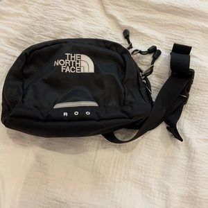 NORTHFACE ROO FANNYPACK